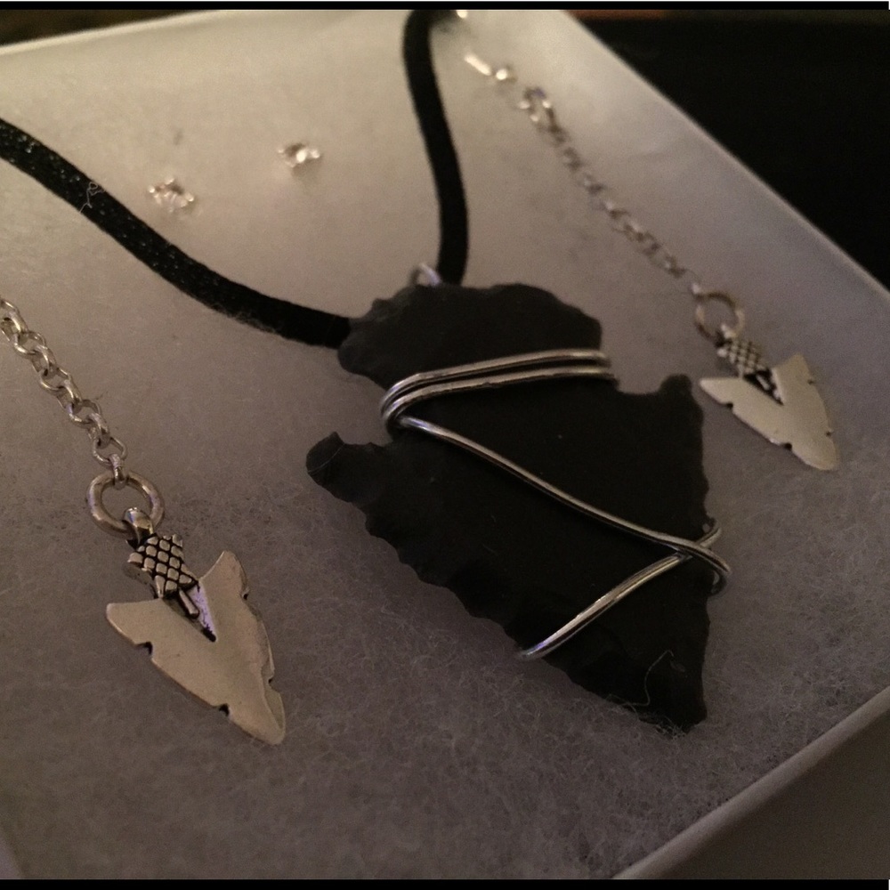 arrowhead necklace and earrings